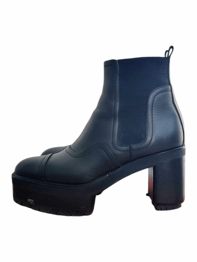 Boots Punchy Hermes
