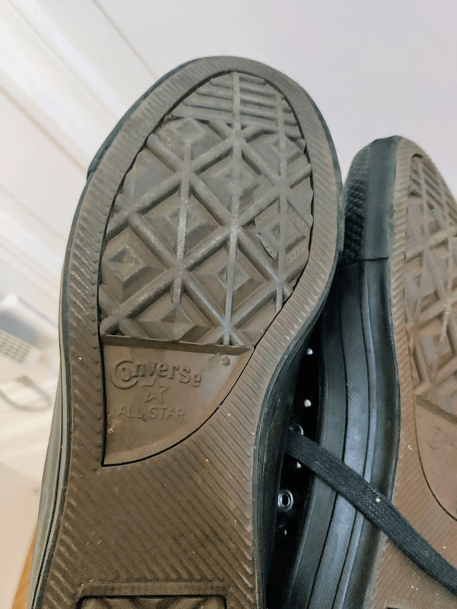 Converses édition limitée T40