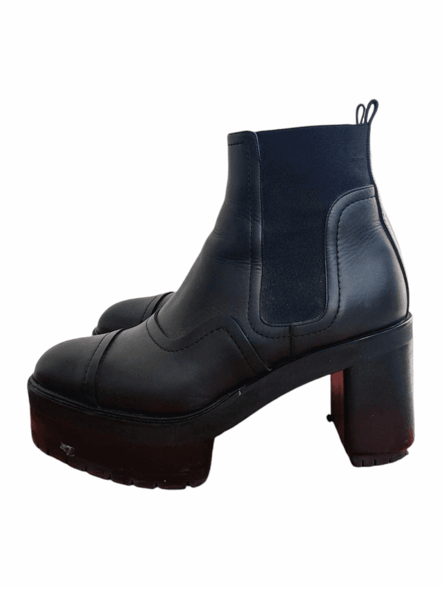 Boots Punchy Hermes